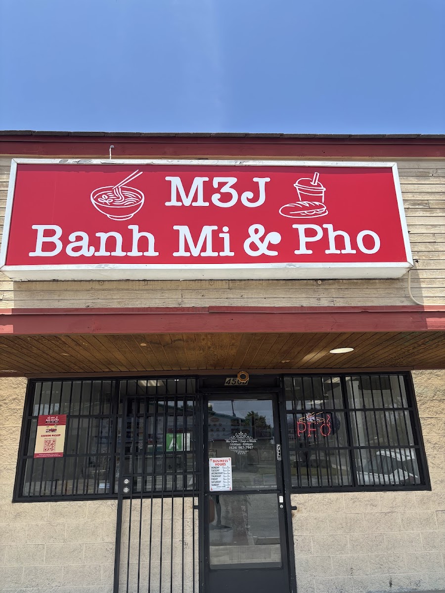 M3J Bánh Mì & Pho