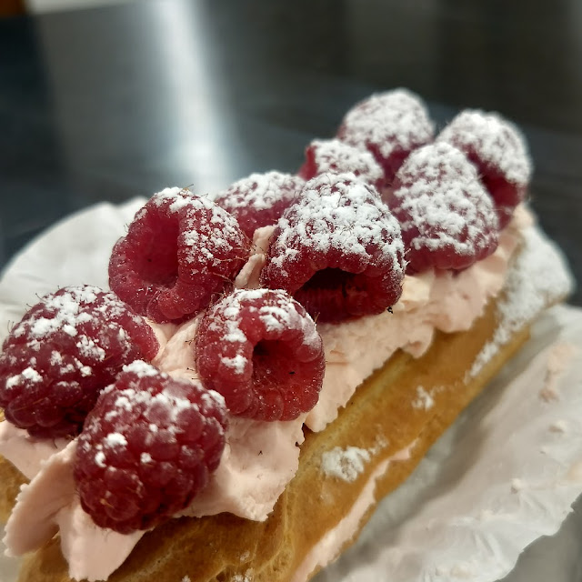 Raspberry Eclair