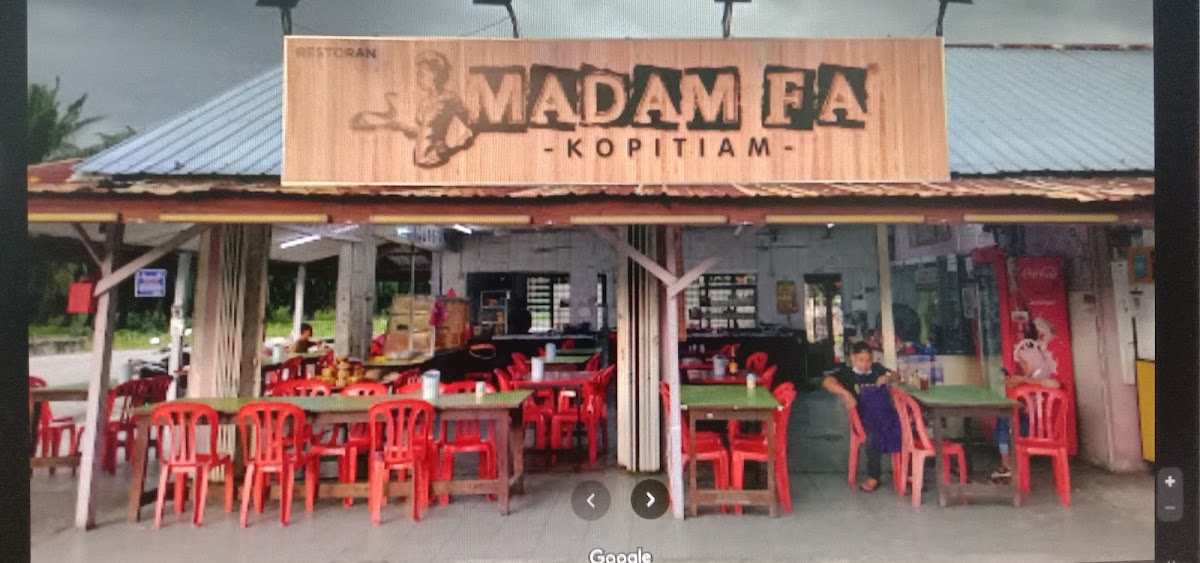 Madam Fa Kopitiam