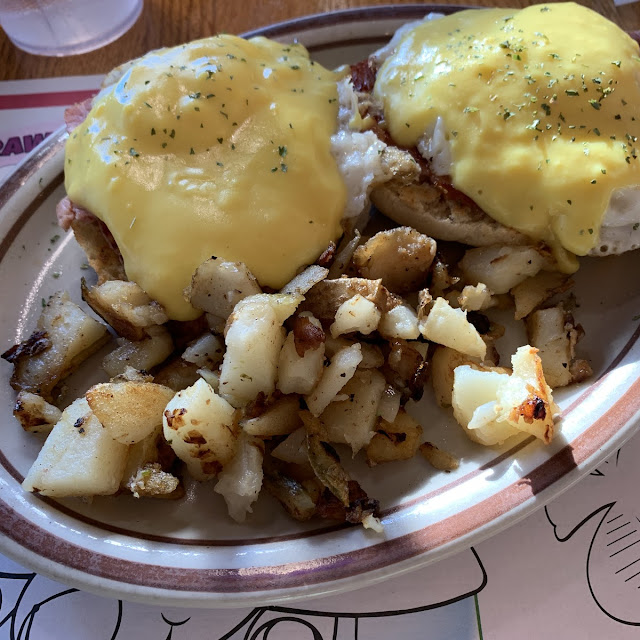 Crab Benedict