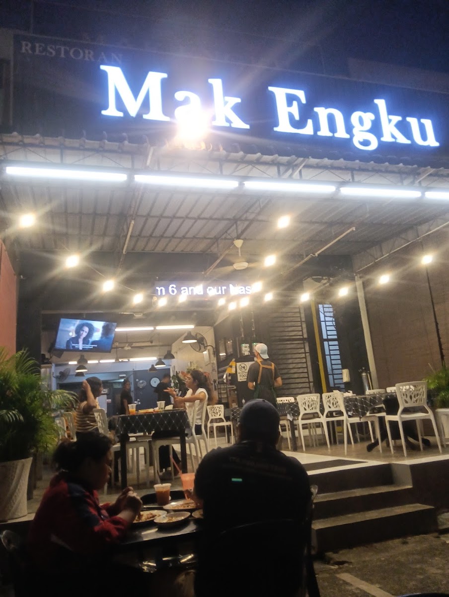 Mak Engku Restaurant & Catering