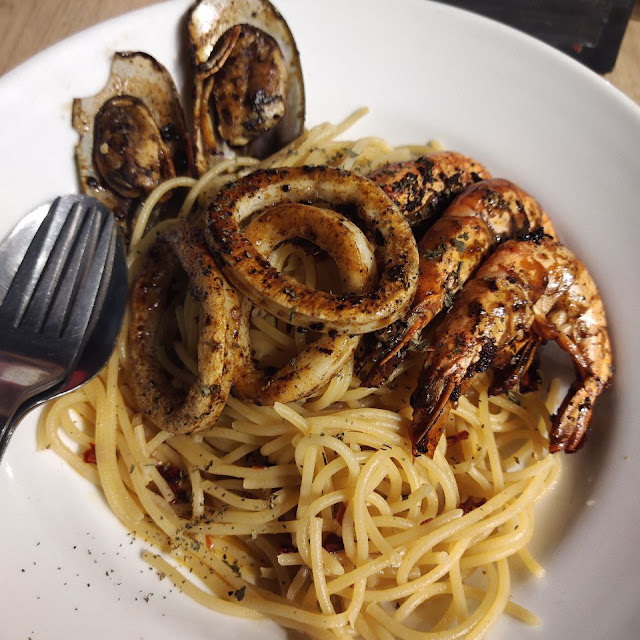 Spicy Olio Seafood