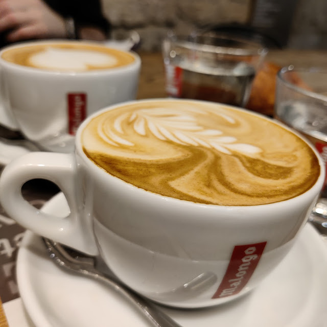Cappuccino & Heiße Schokolade