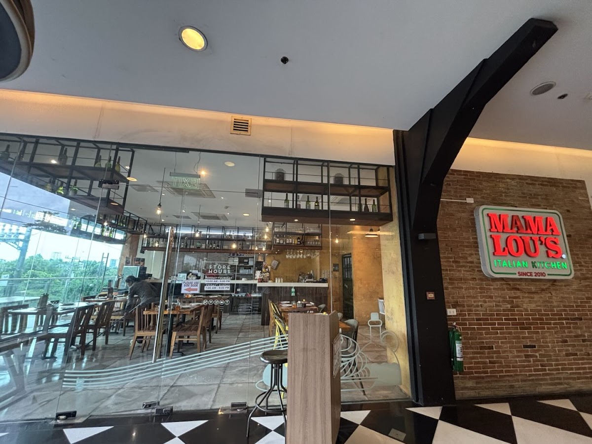 Mama Lou's Italian Kitchen - Madison Galeries