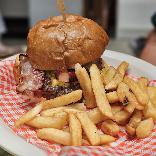 Hey Tex Burger