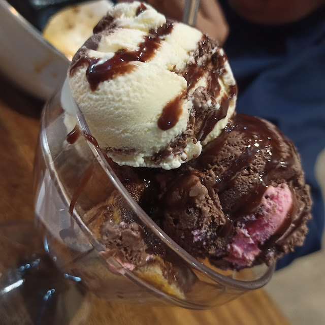 Roti Bakar with Ice Cream