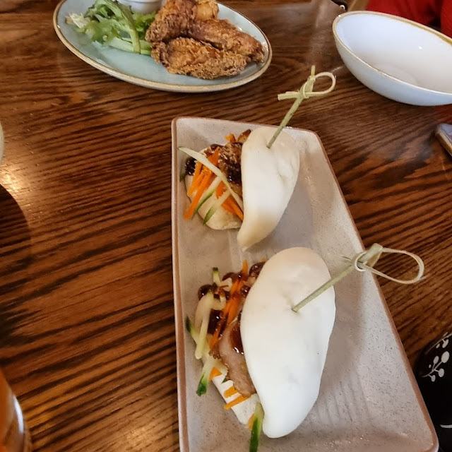 Roast Pork Belly Steamed Baos