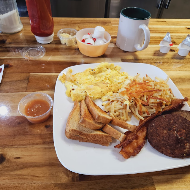 Mama's Breakfast Platter
