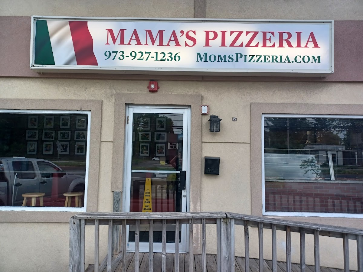 Mama's Pizzeria Roxbury