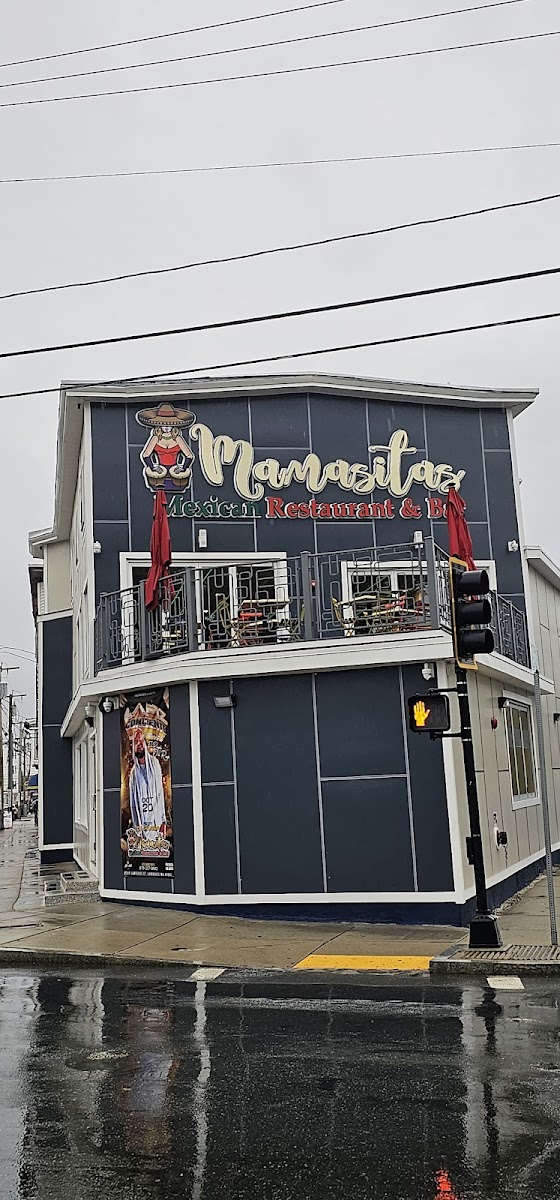 Mamasitas Caribbean Restaurant & Bar