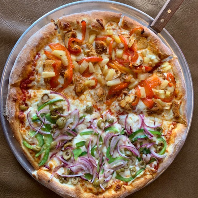 Topping Pizza
