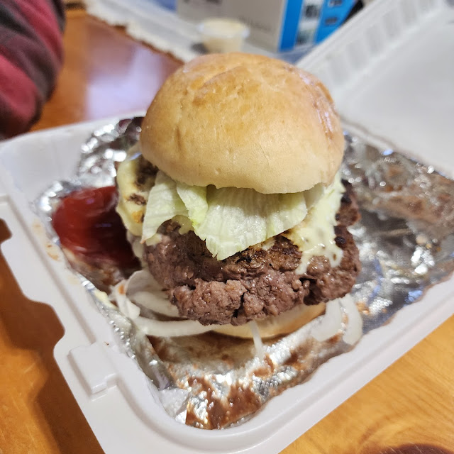 Jumbo Cheeseburger