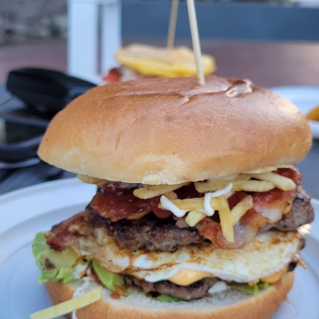Hamburger Caracas