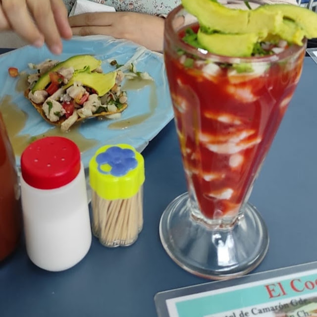 Coctel de Camarón Y Tostada de Ceviche