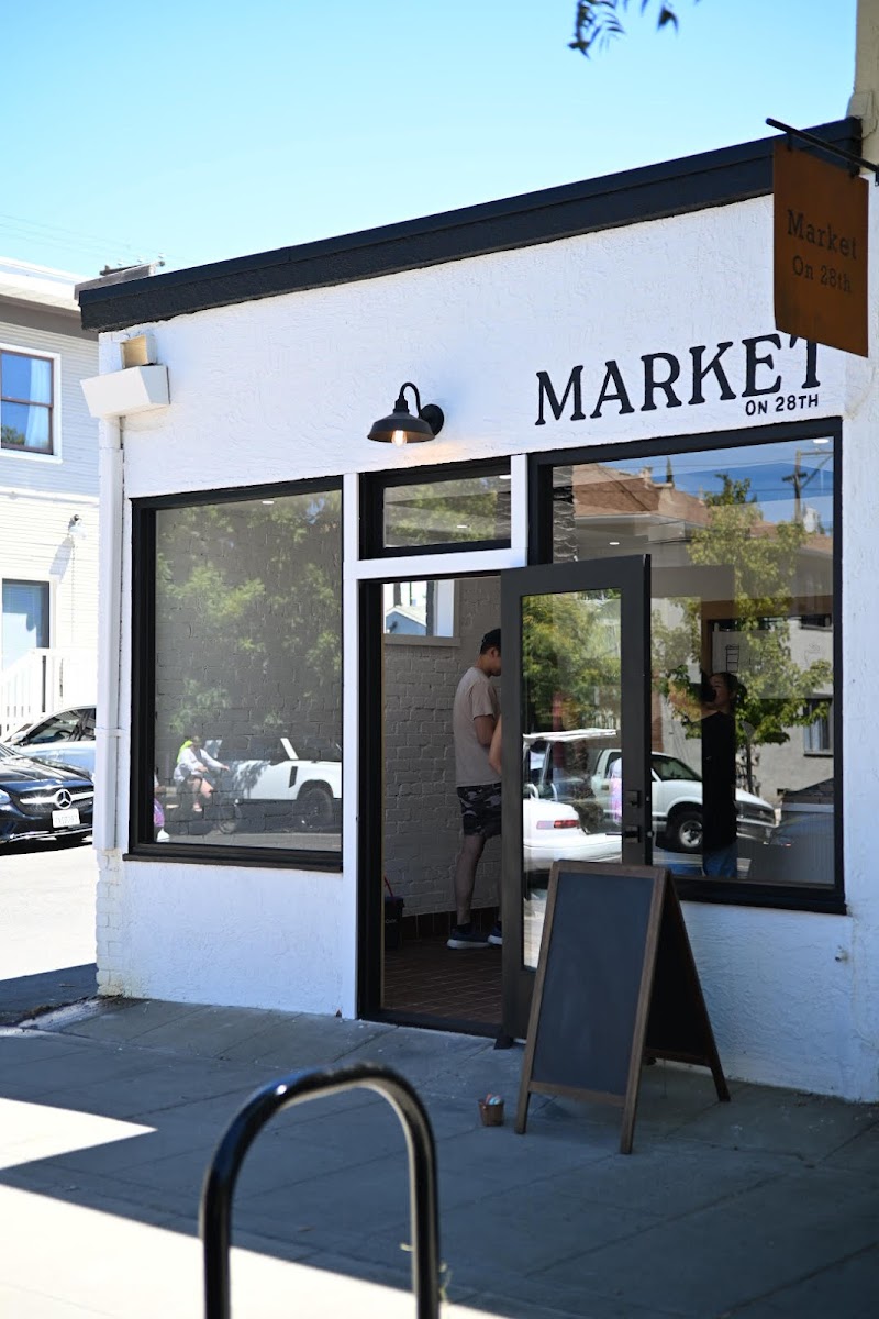 Market on 28th