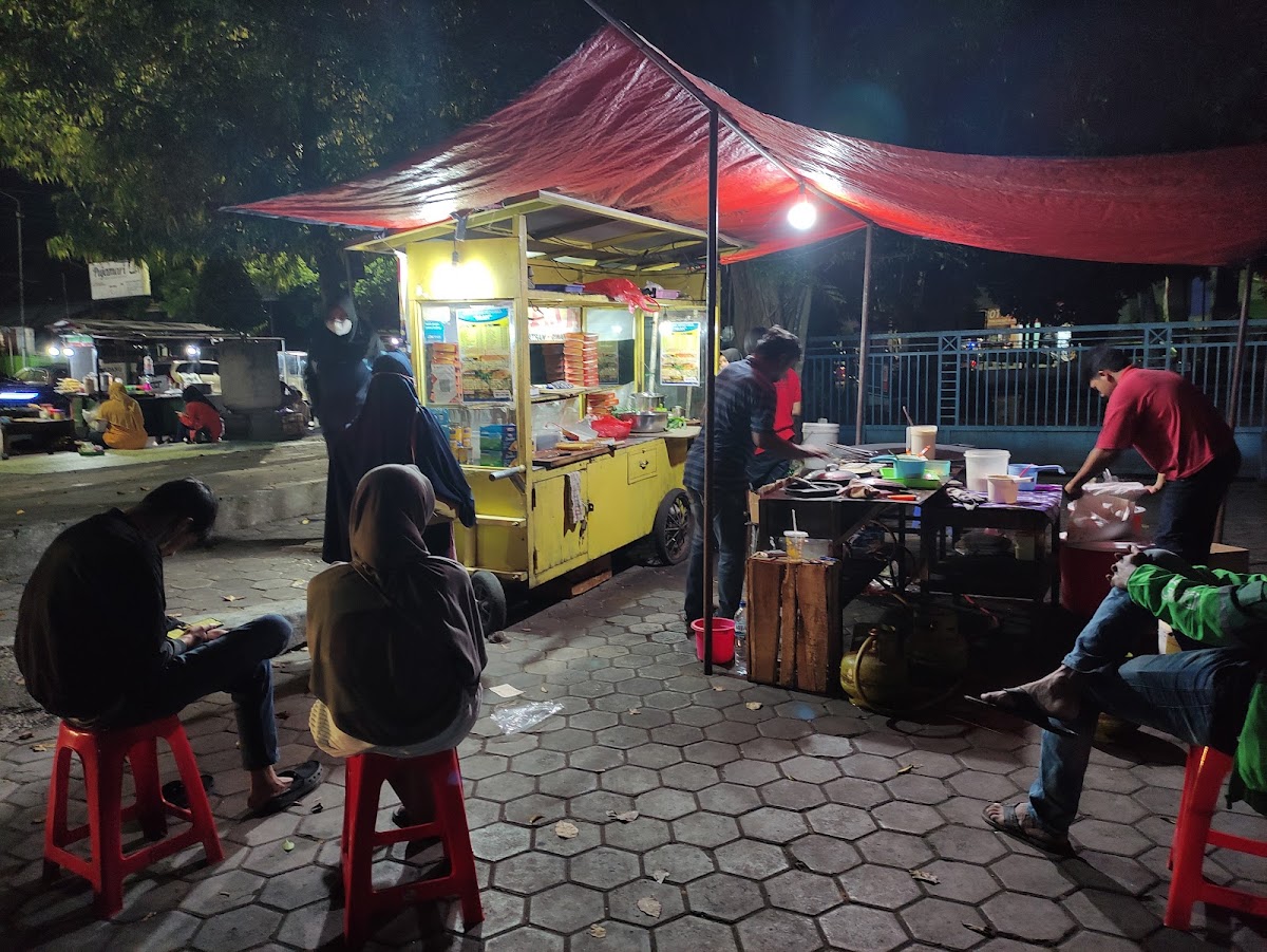 MARTABAK ALAN