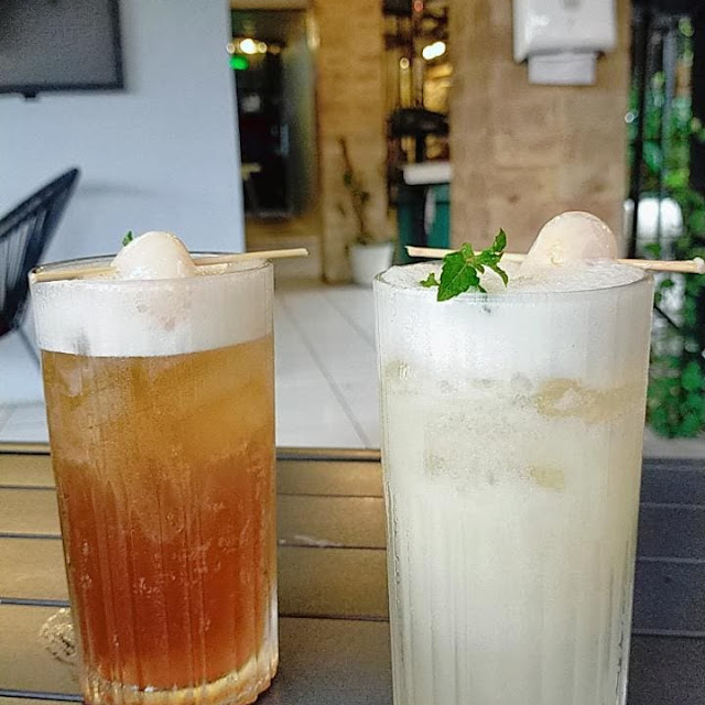 Ice Tea Laci Dan Leci Yakult