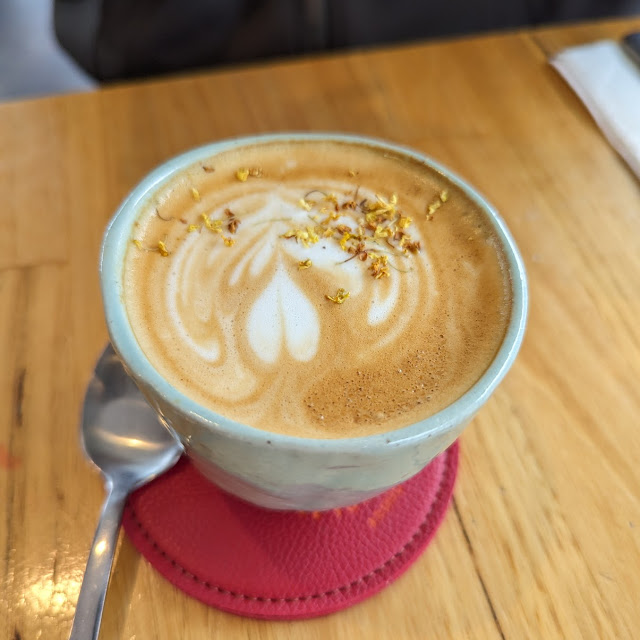 Osmanthus Dirty Latte