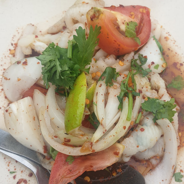 Kerabu Kaki Ayam