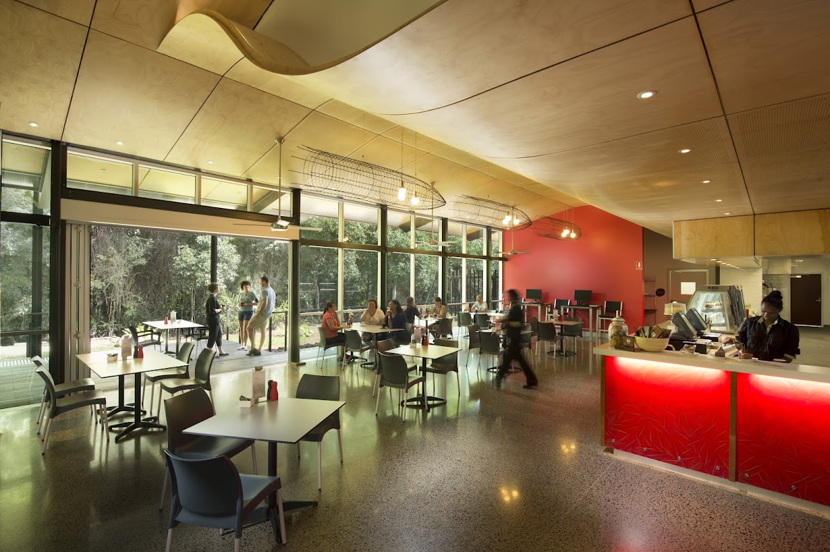 Mayi Café and Restaurant