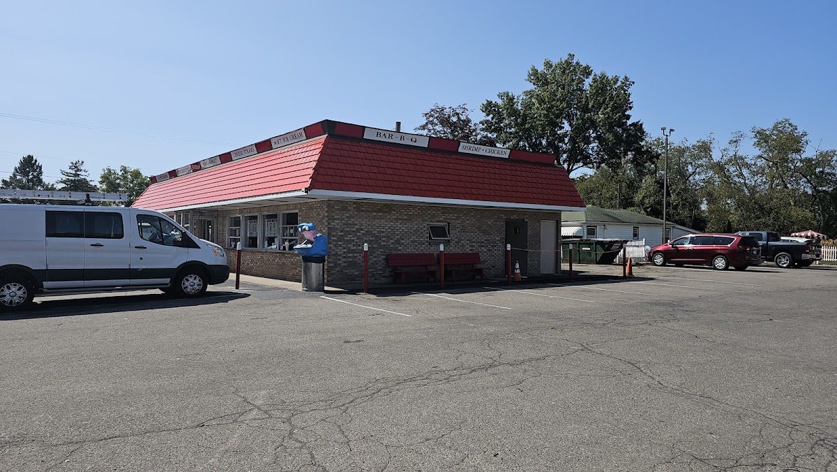 May's Drive-In