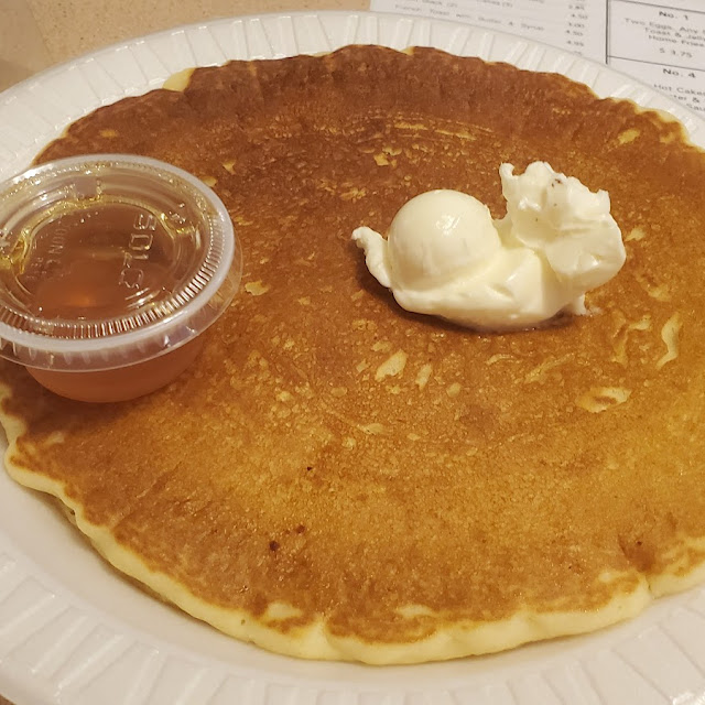 3 Golden Brown Hot Cakes
