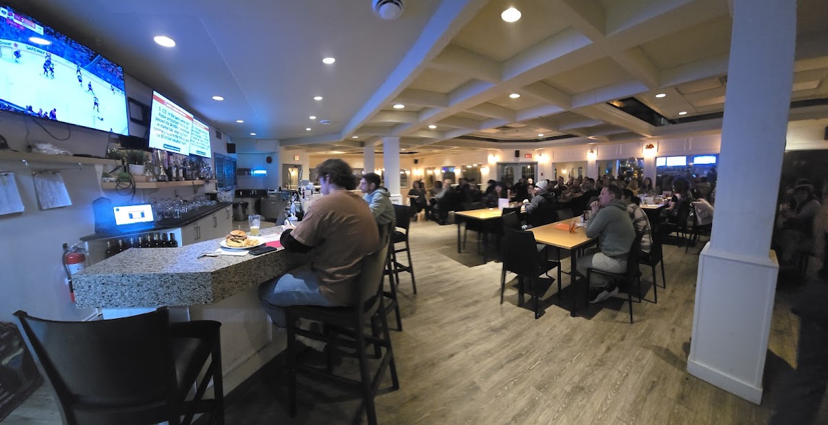 MC Bar & Grill