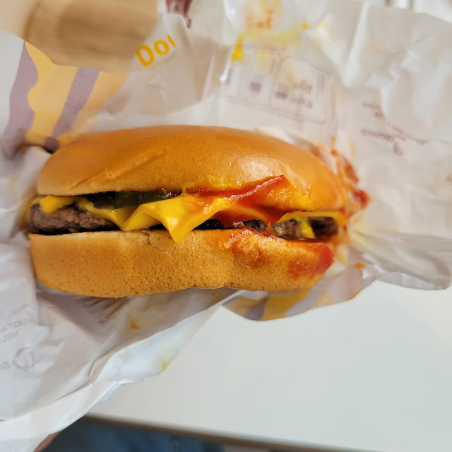 Double Cheeseburger