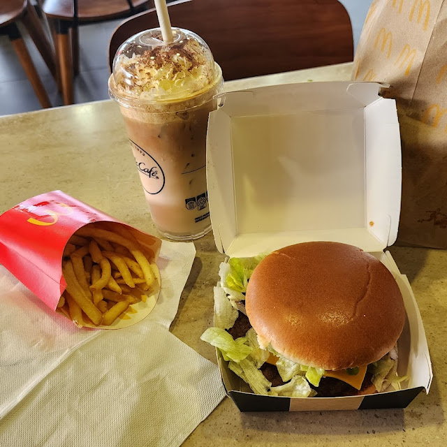 Classic Angus Beef Burger