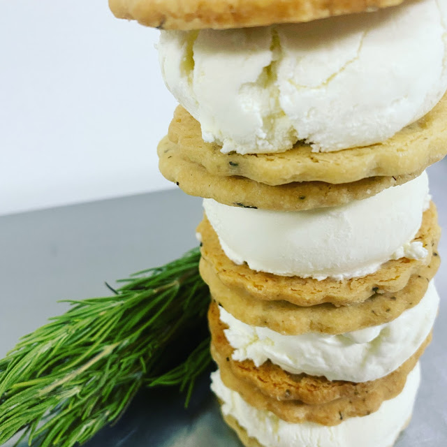 Ice Cream Sandwich