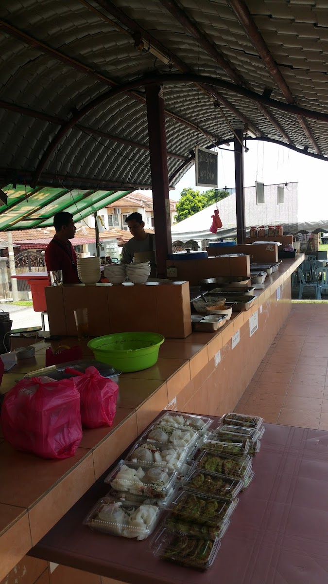 Mekna Nasi Kerabu