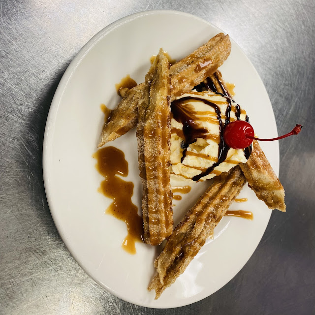 Churros Con Cajeta