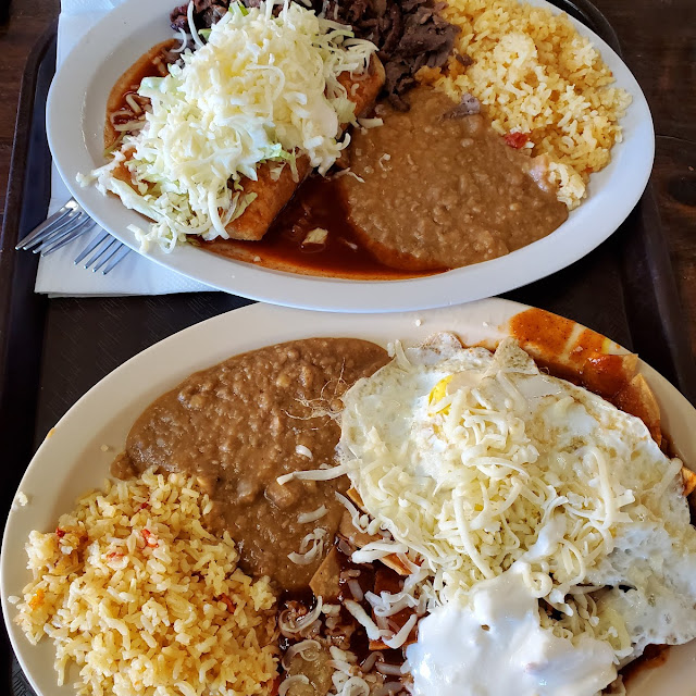 Chilaquiles Verdes Con Chorizo
