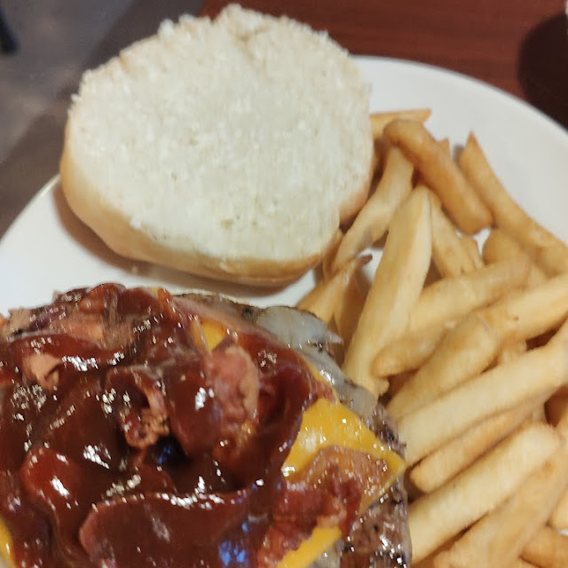 BBQ Bacon Cheeseburger