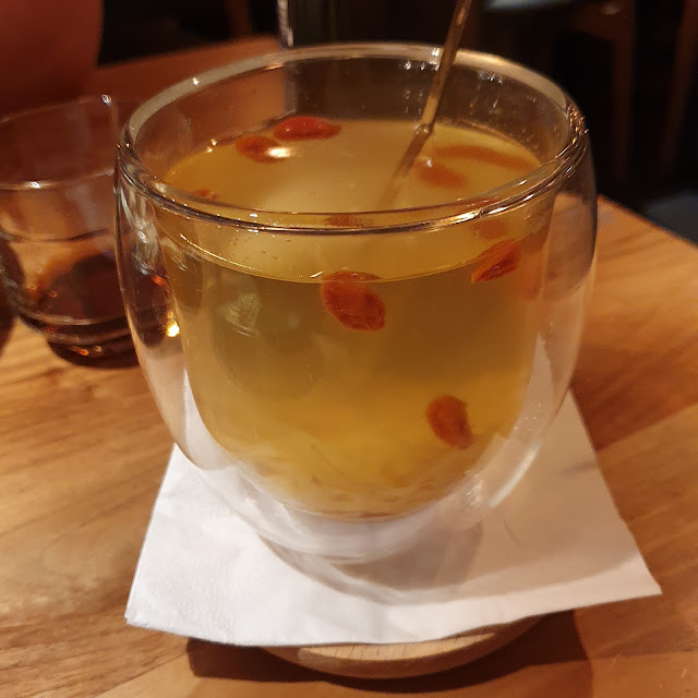 Ingwer Zitronengras Tee Mit Gojibeeren