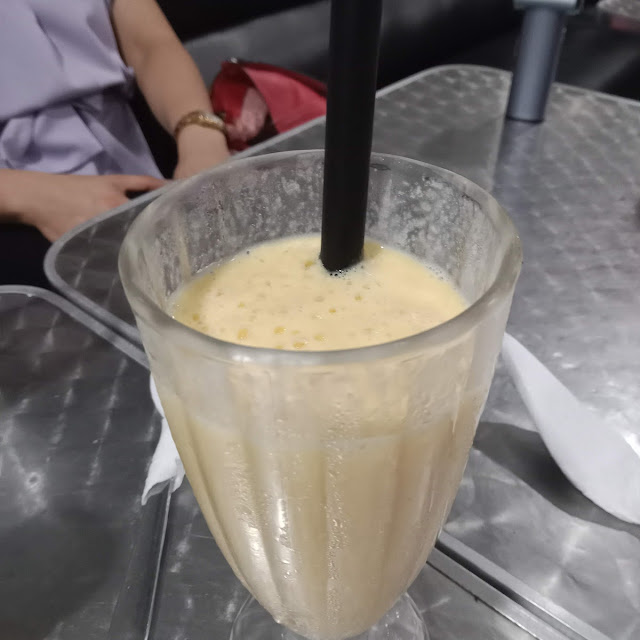 Shakes