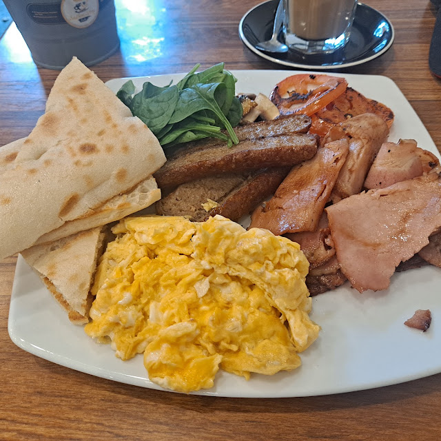 Big Breakfast