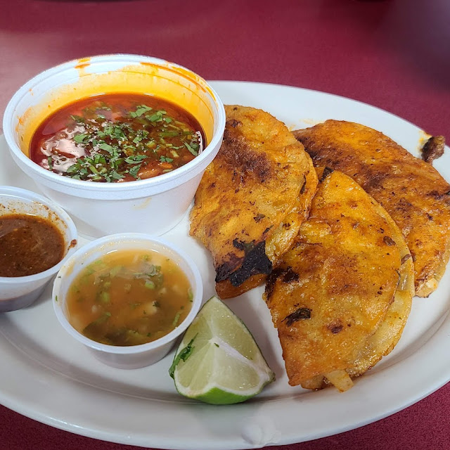 Quesatacos