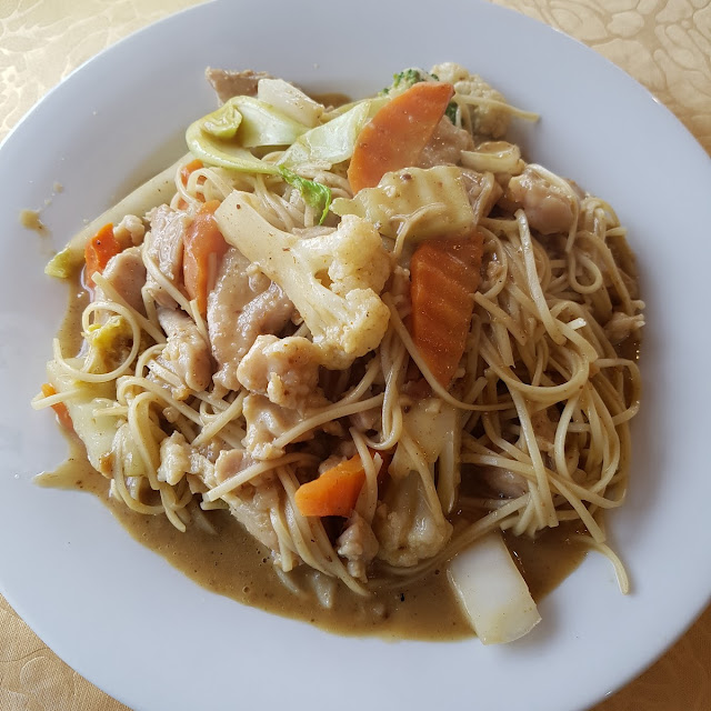 Satay Chicken with Noodles