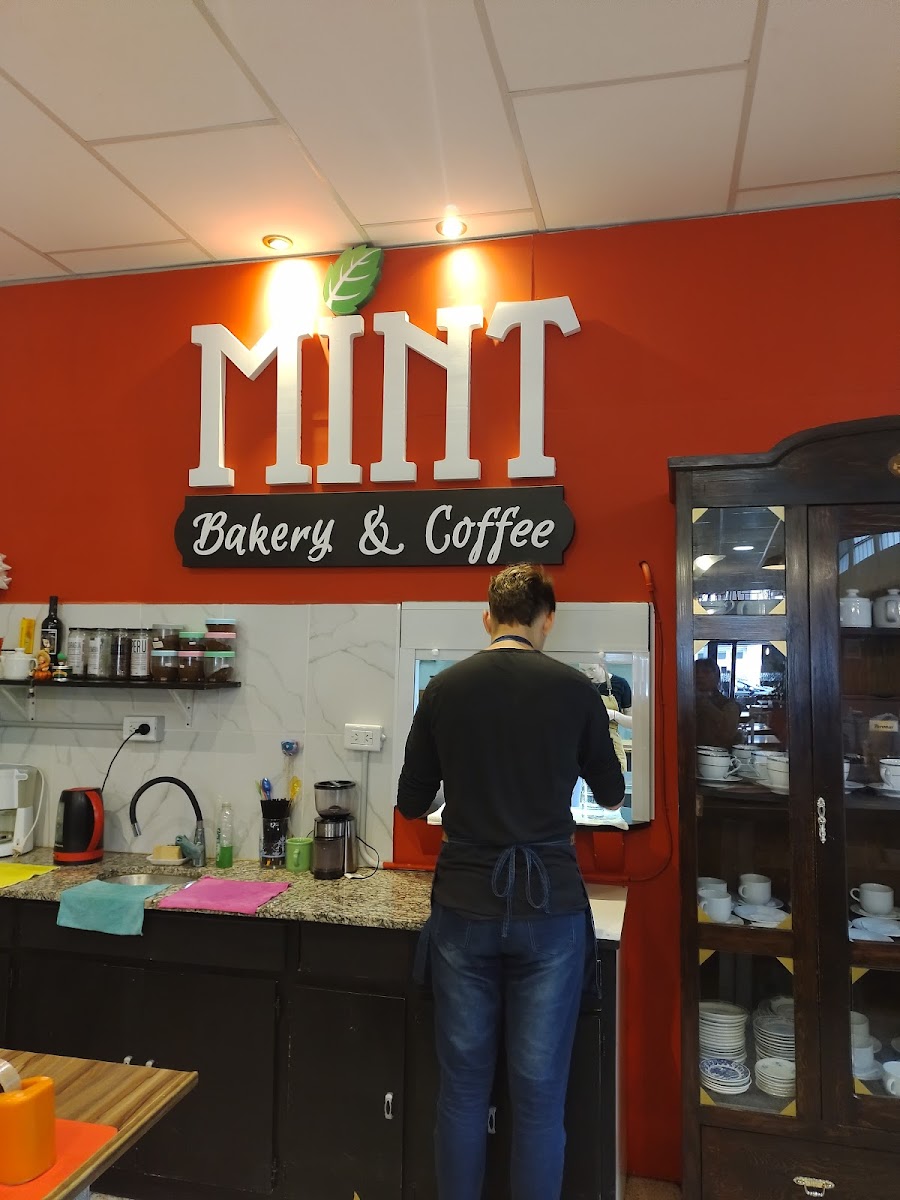Mint Bakery & Coffee