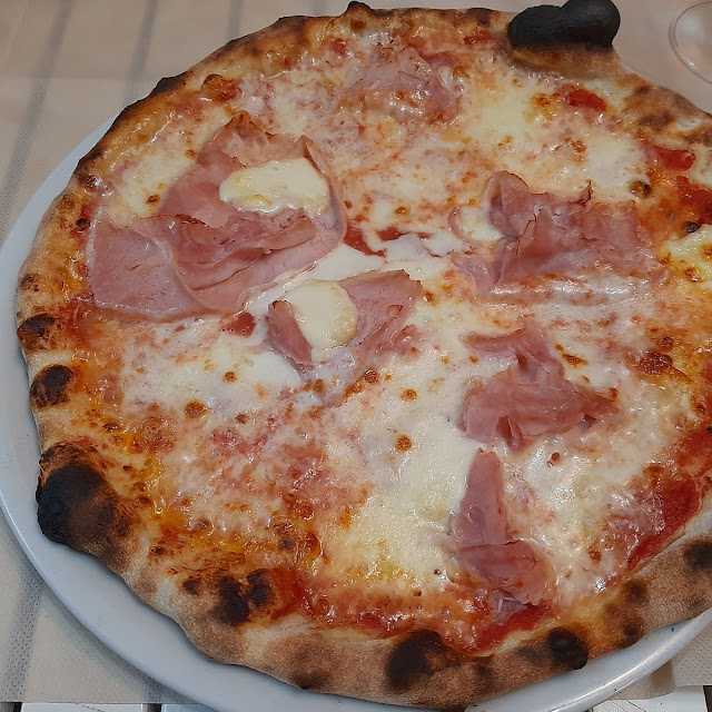 Prosciutto E Scamorza