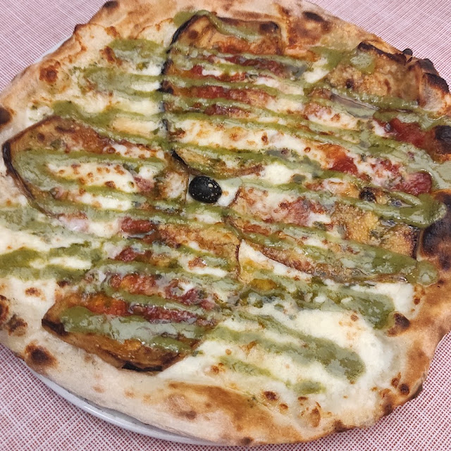 Pizza Parmigiana E Pesto