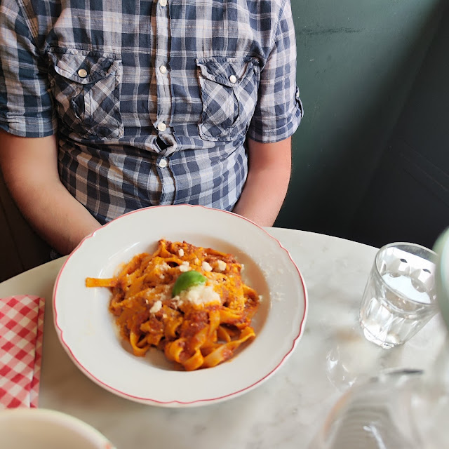 Rigatoni Baby Pomodoro