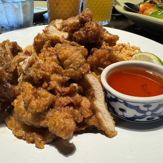 Pad Thai with Crispy Chicken