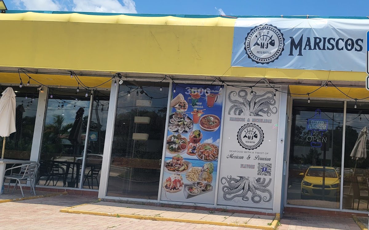 M&J Kitchen