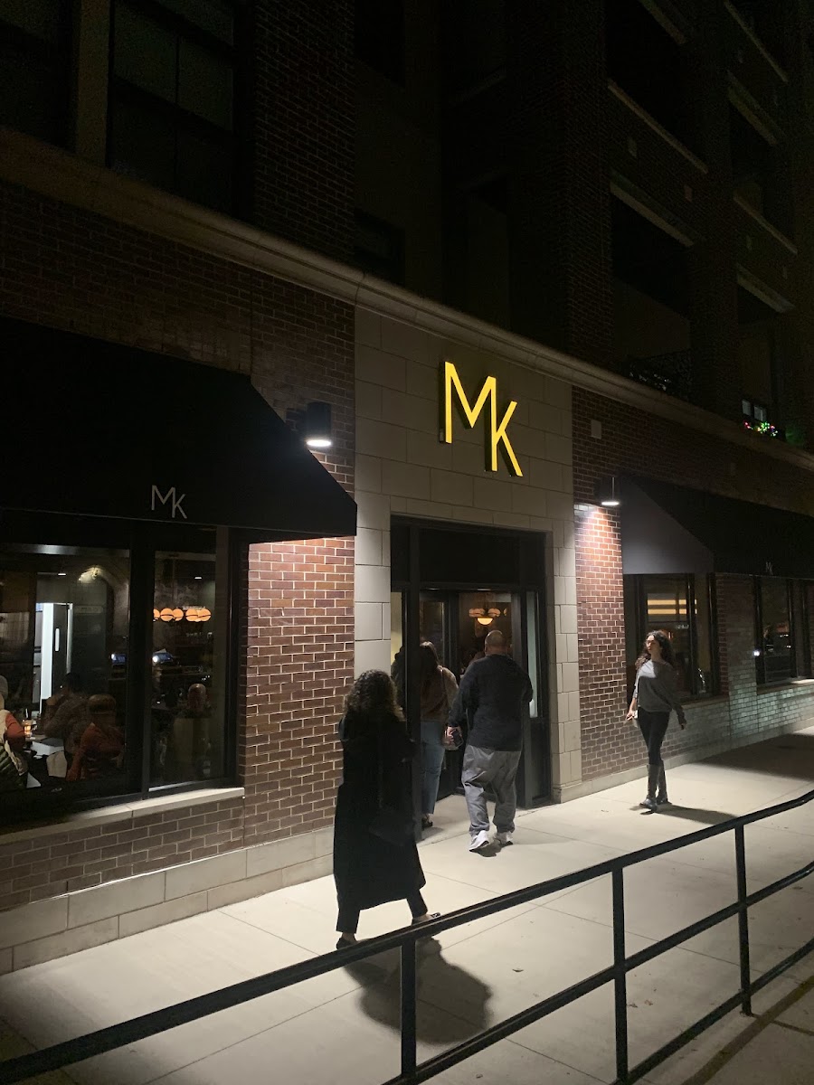 MK: STEAK + BAR