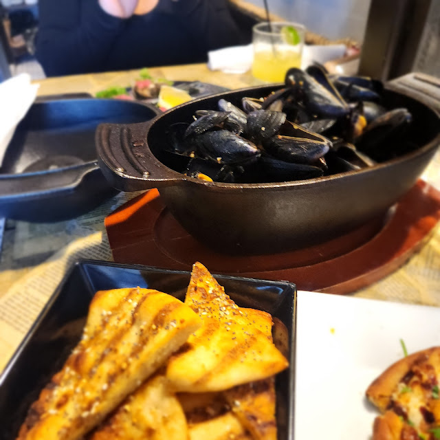 The Moby's Mussel Pot for 2