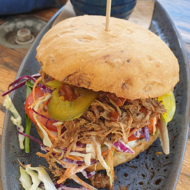Pulled Pork Burger
