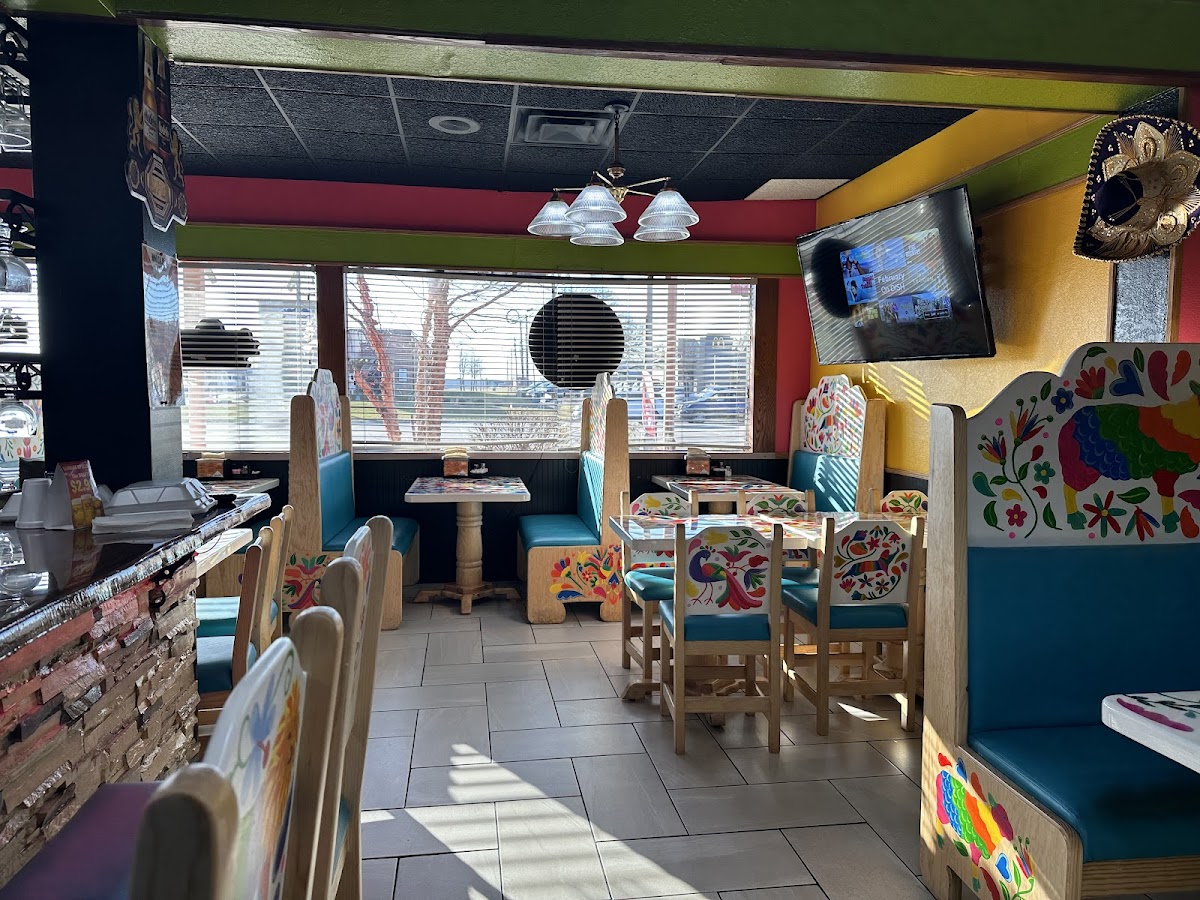 Molcajete Mexican Grill