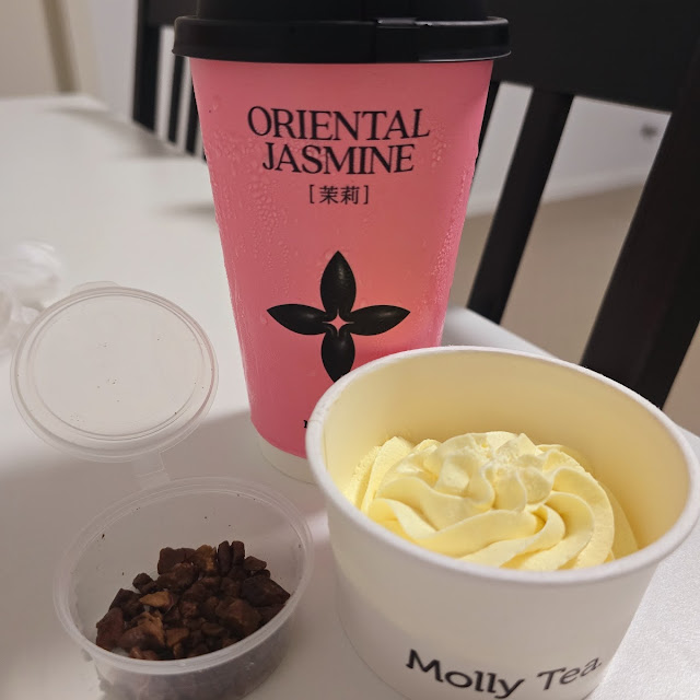 Gardenia and Jasmine Milk Tea